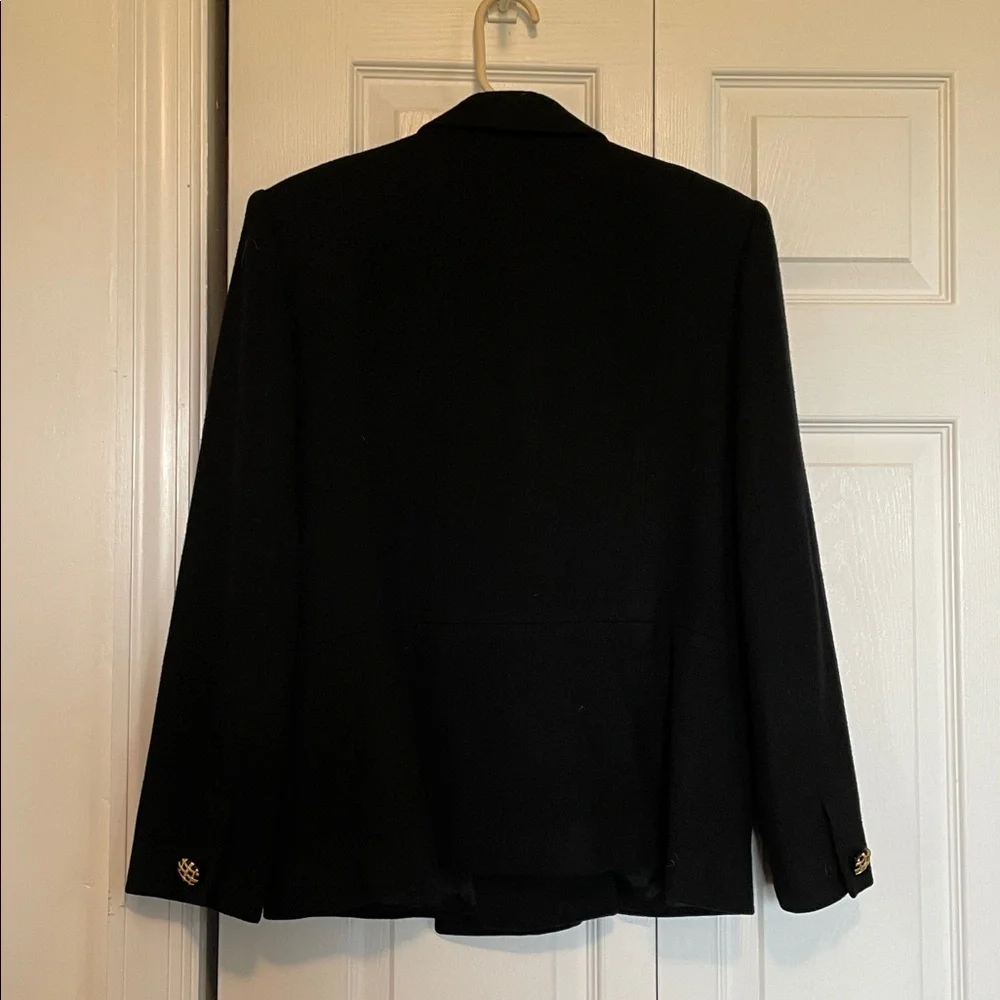 VTG Oleg Cassini Black Blazer double breasted 12P 2 gold/black buttons to close